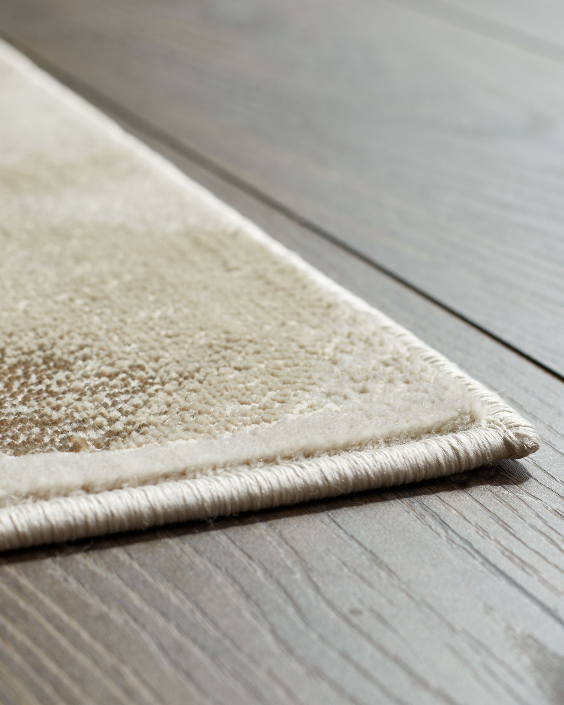 Perla soft gold textured runner rug — image 7