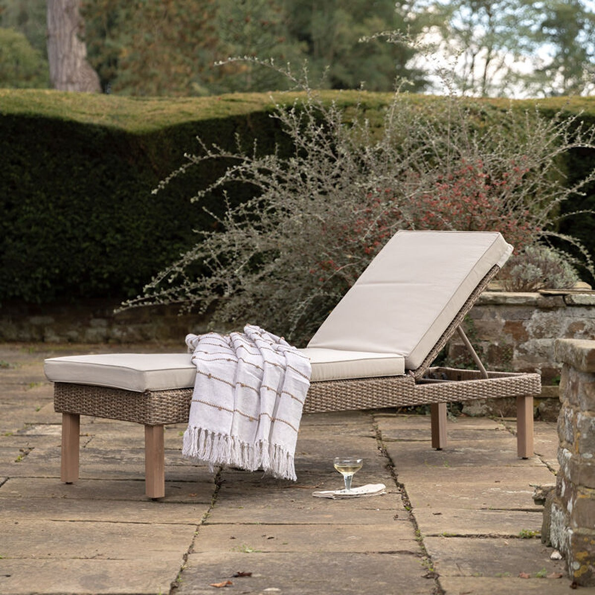 Avena Outdoor Sun Lounger - Natural — image 2