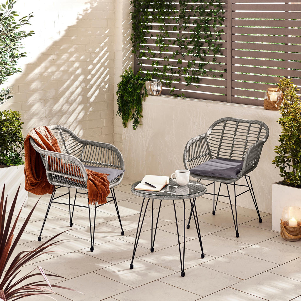 Belize Grey Rattan 2 Seat Garden Bistro Set — image 8
