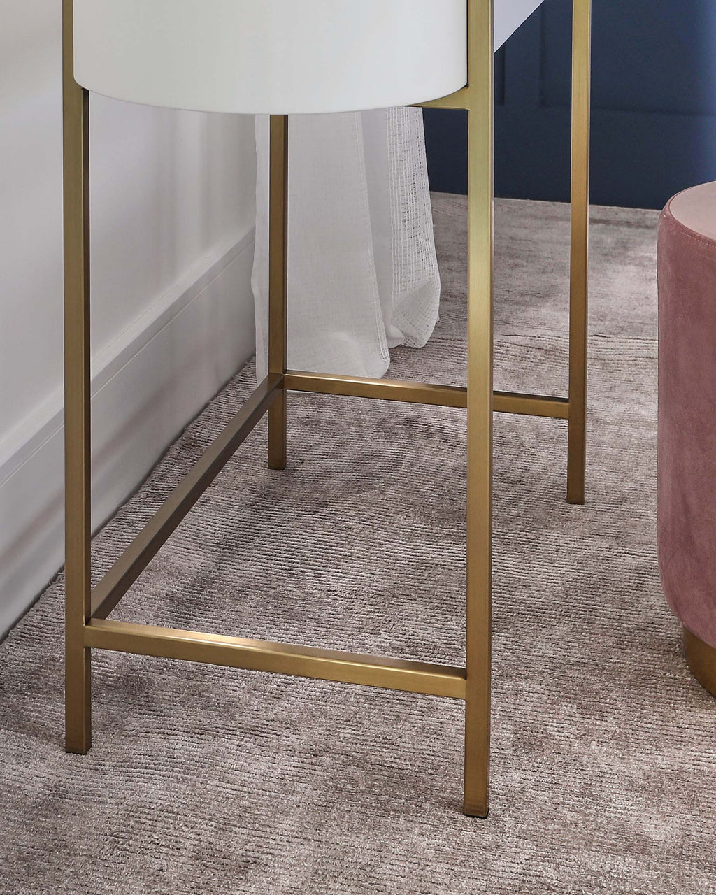 Carmen White Dressing Table — image 10