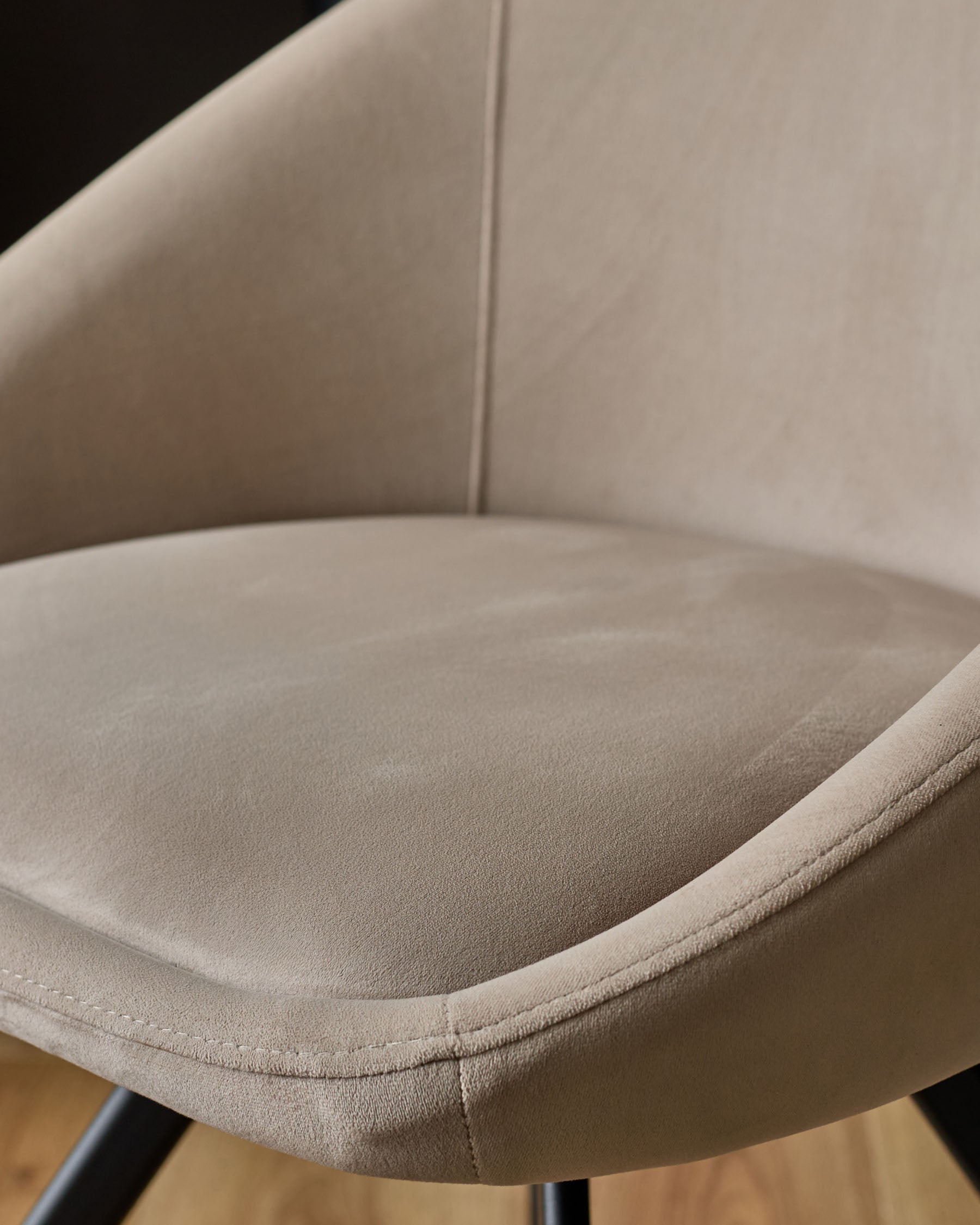 Cleo Champagne Velvet Swivel Chair — image 6