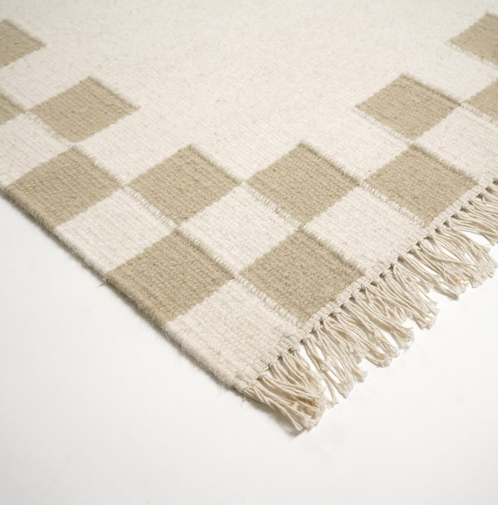 Matilda White & Beige Check Border Flatweave Rug 200x290cm — image 7
