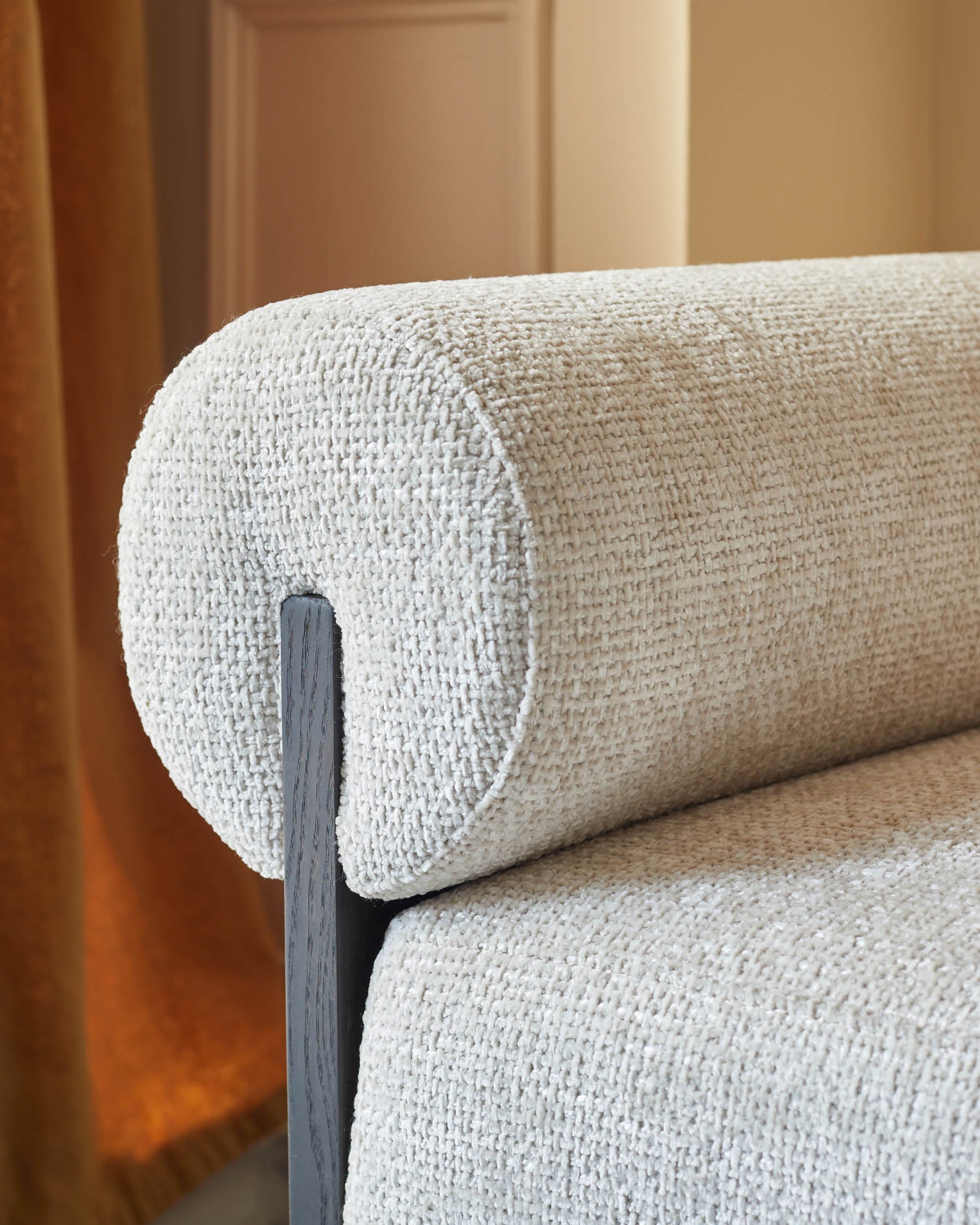 Maeve natural fabric day bed bench — image 5
