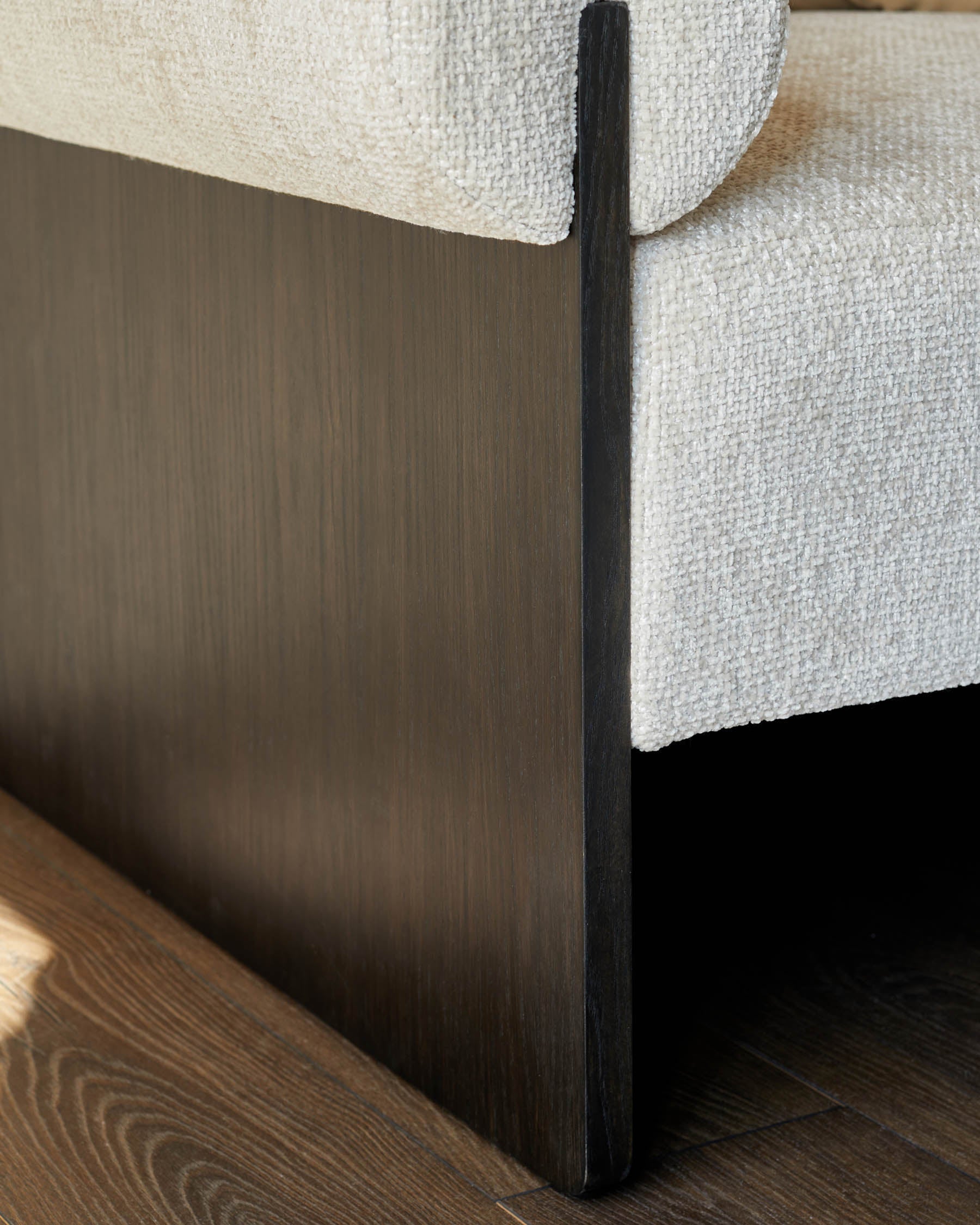 Maeve natural fabric day bed bench — image 8