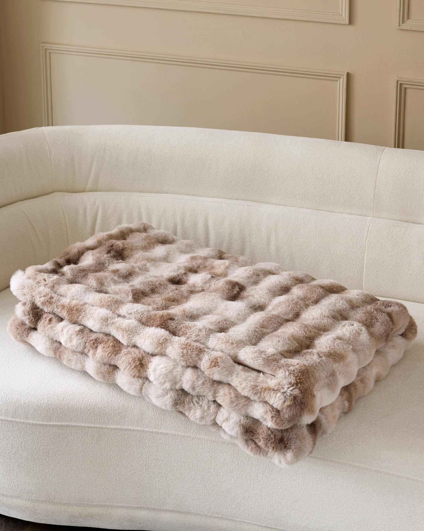 Nova natural large throw — image 1