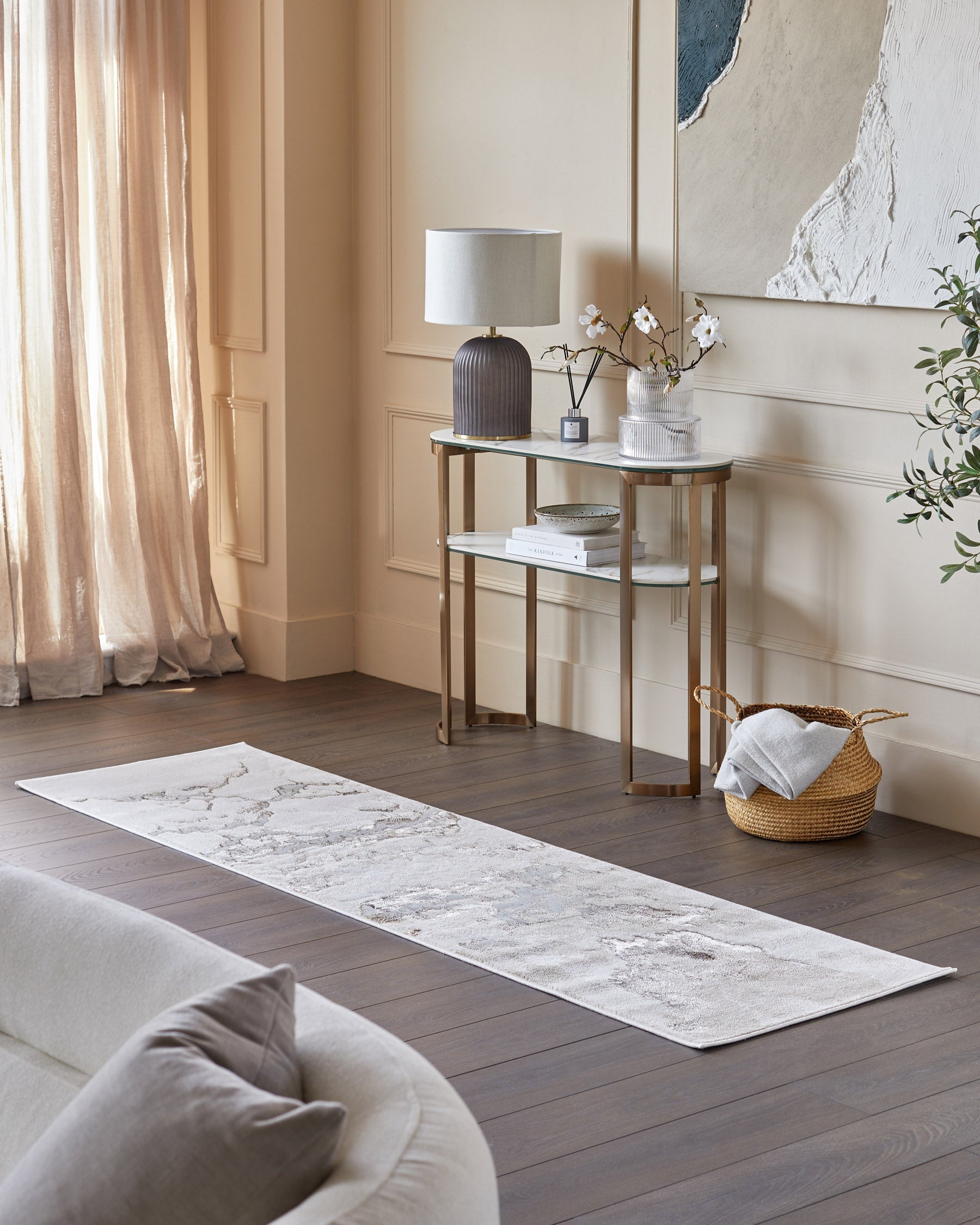 Perla soft silver textured runner rug — image 3