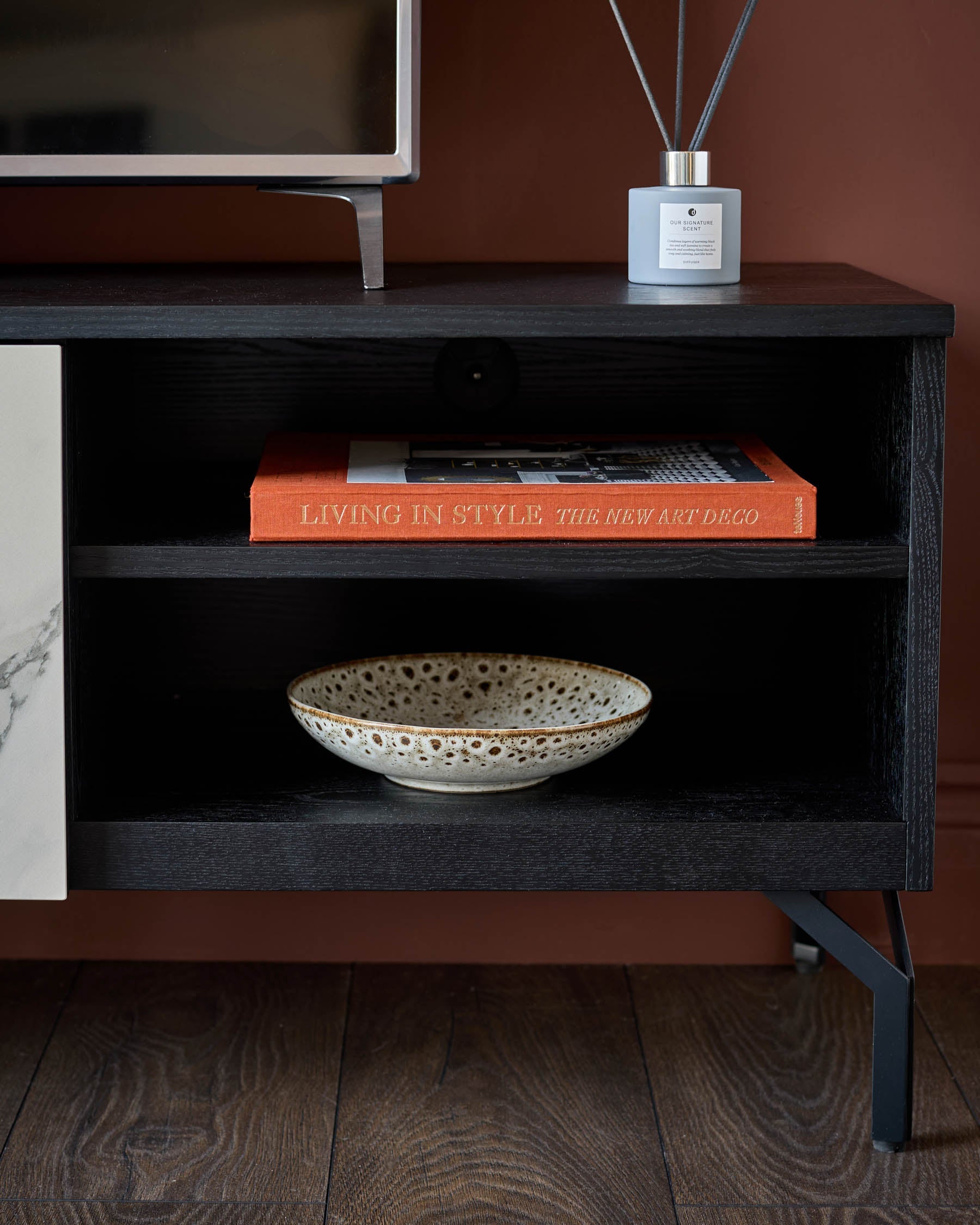 Winslow natural ceramic TV unit — image 10