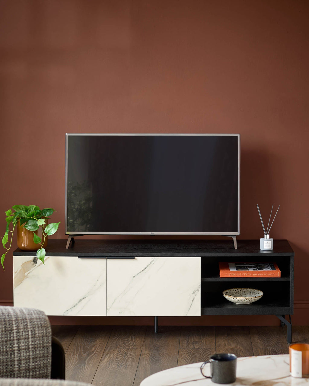 Winslow natural ceramic TV unit — image 2