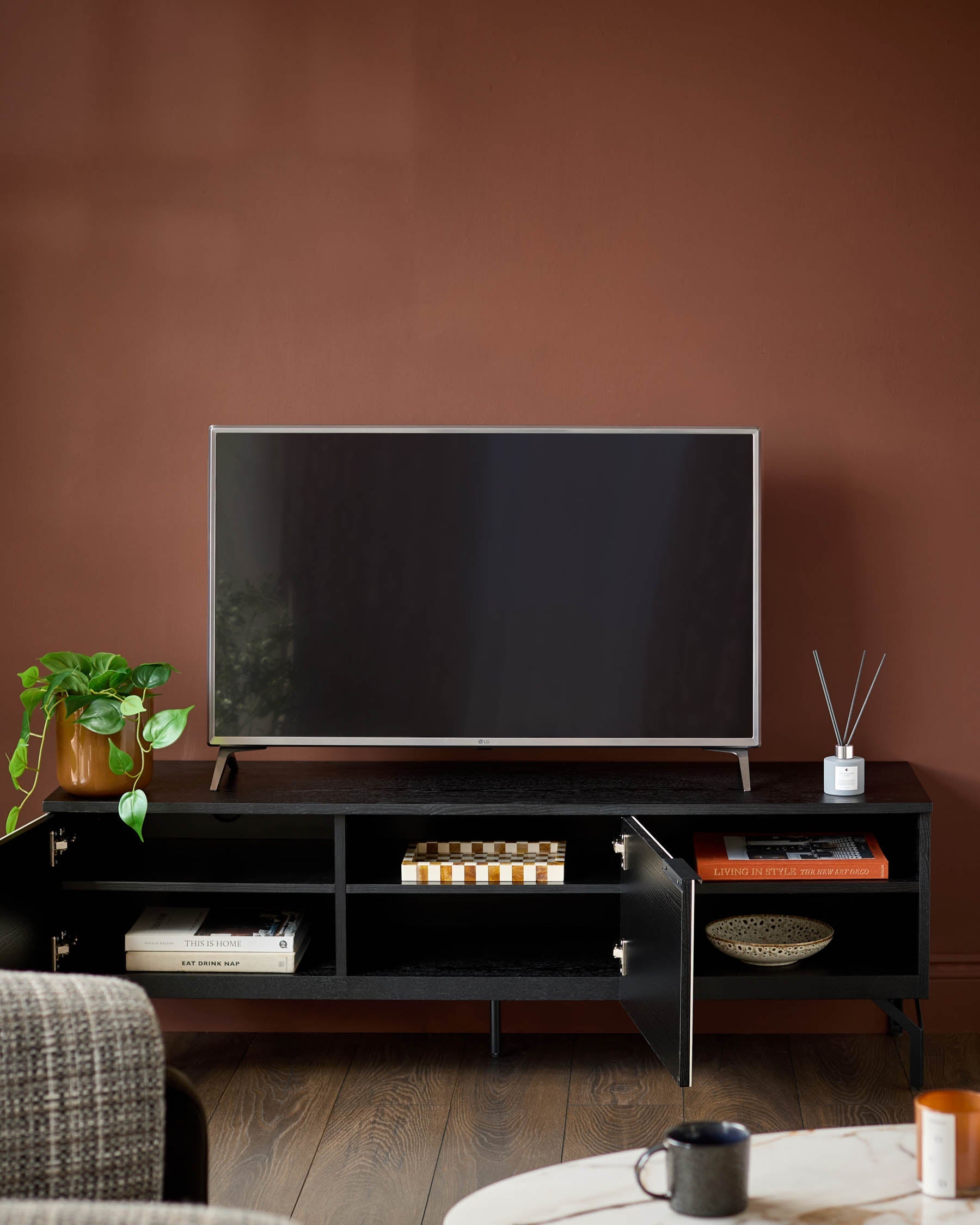 Winslow natural ceramic TV unit — image 3