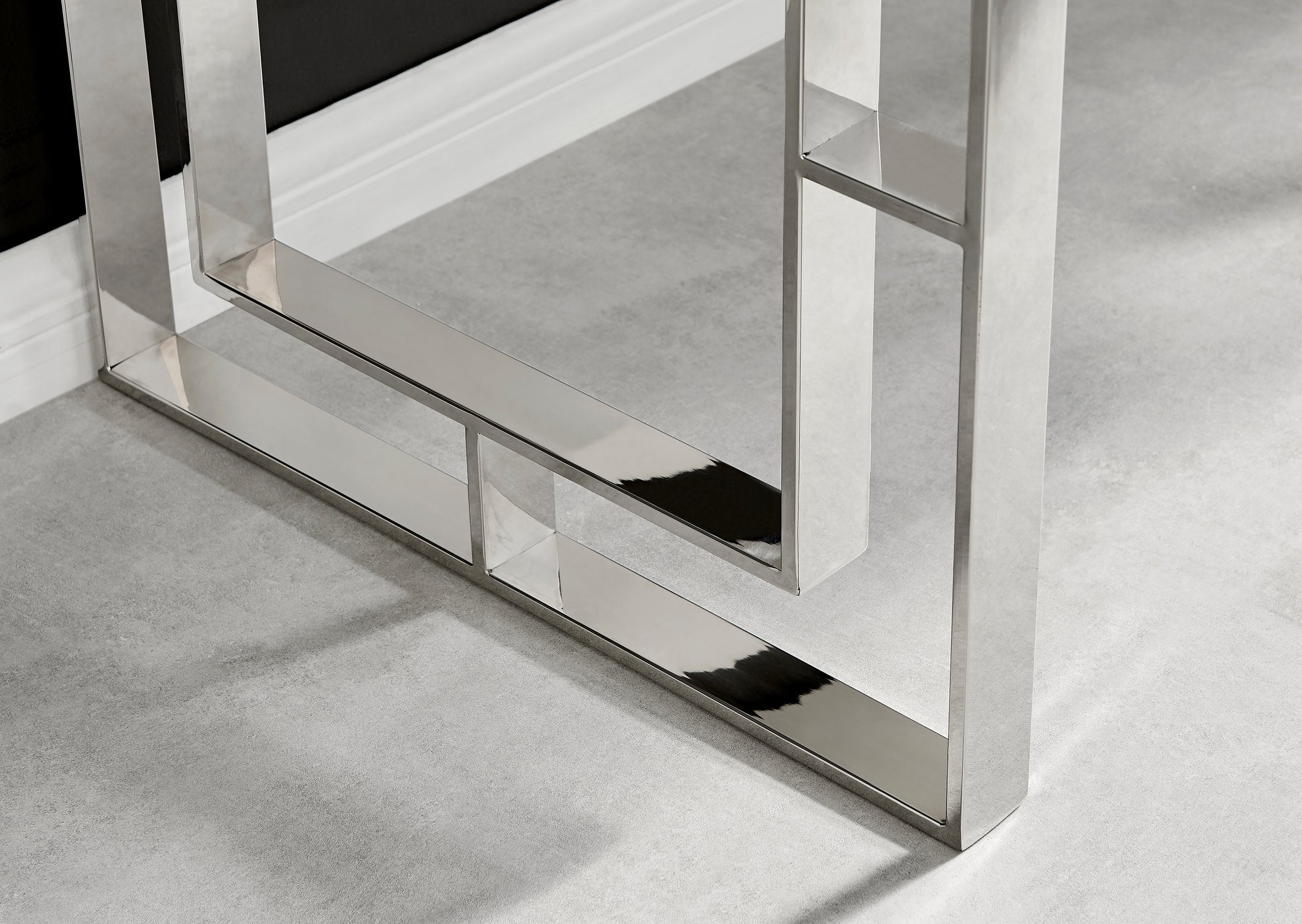 Cambridge White High Gloss 1 Drawer Dresser Desk — image 4
