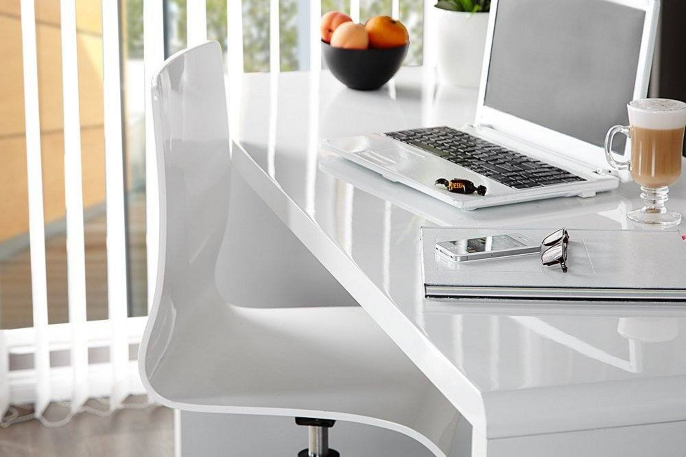 Enzo White High Gloss Desk — image 2