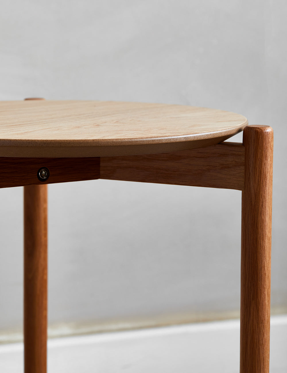 Manhattan Oak Side Table — image 3