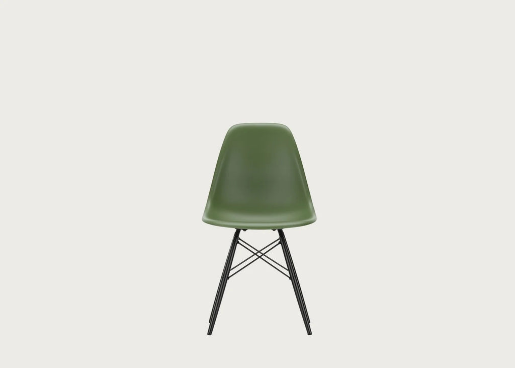 Eames Plastic Side Chair RE DSW — image 10