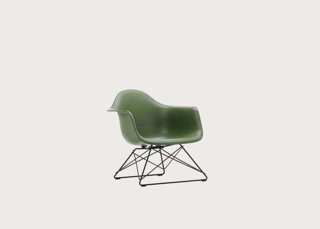Eames Plastic Armchair RE LAR — image 10