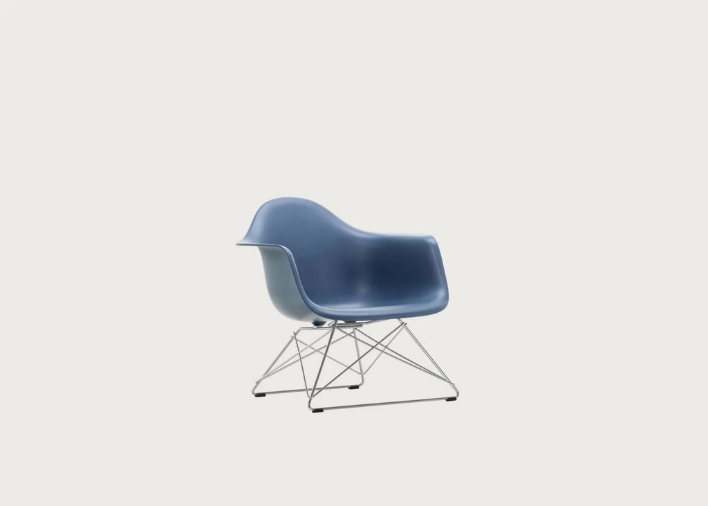 Eames Plastic Armchair RE LAR — image 7
