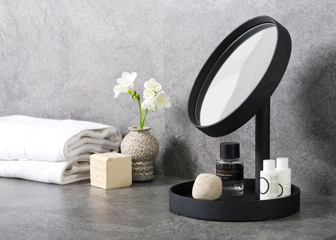 Look Magnify Mirror — image 3
