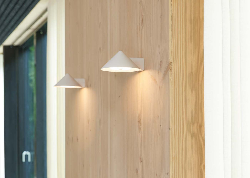 Grasp LED Rechargeable Wall Light — image 7